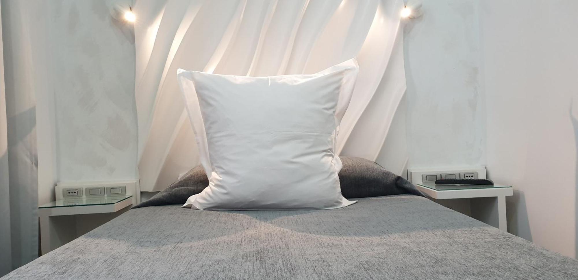 Hostal Las Fuentes (Adults Only) Madrid Buitenkant foto