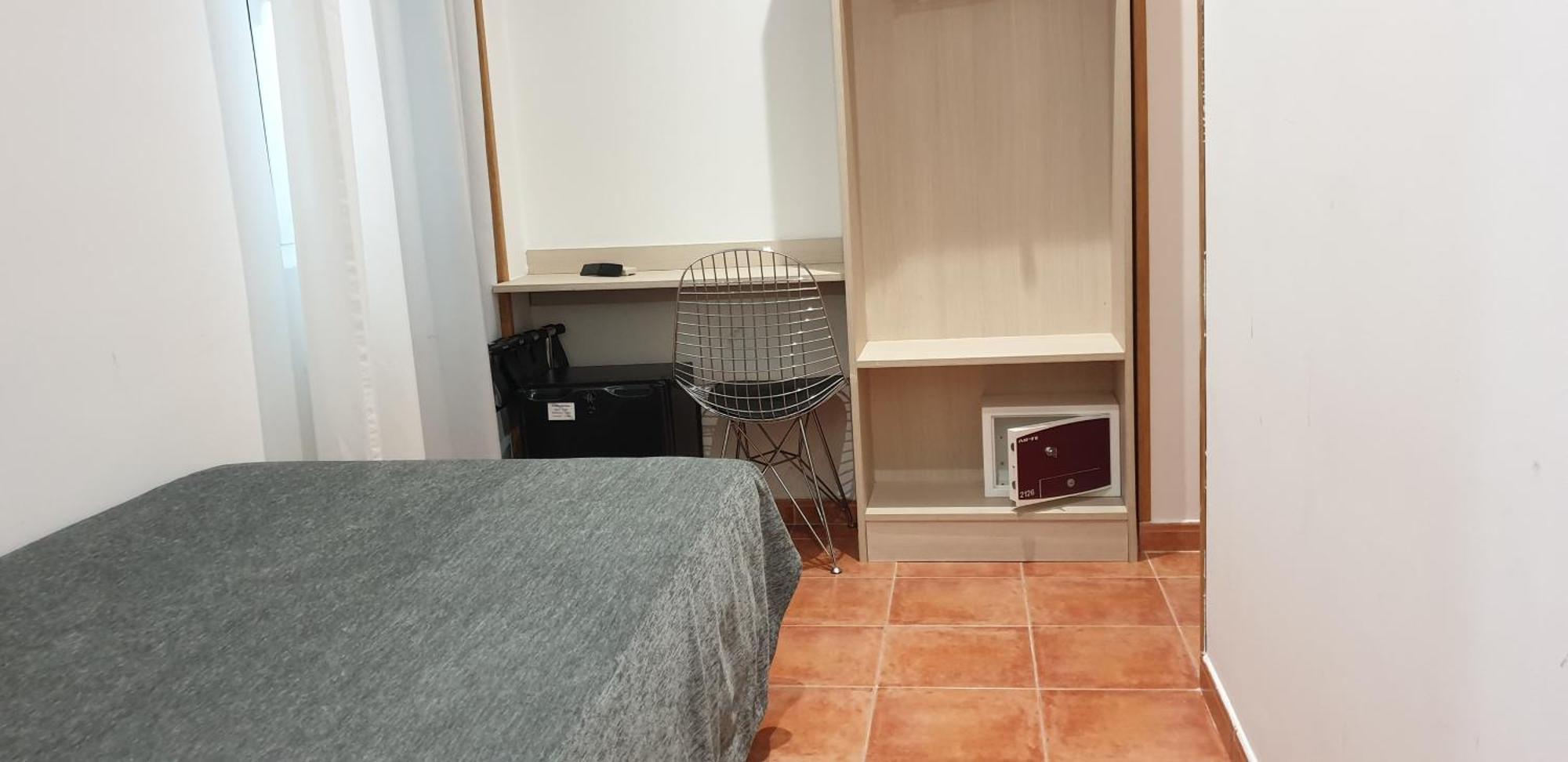 Hostal Las Fuentes (Adults Only) Madrid Buitenkant foto