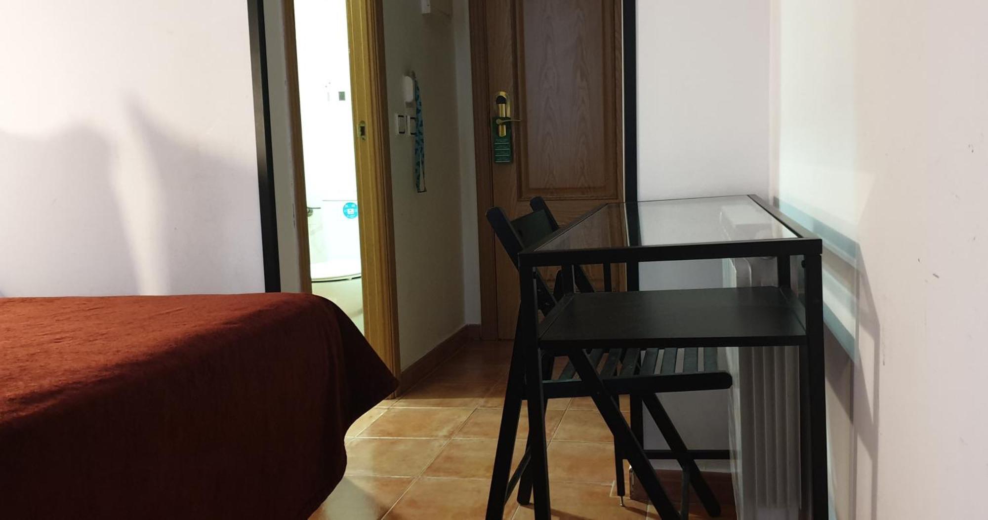 Hostal Las Fuentes (Adults Only) Madrid Buitenkant foto